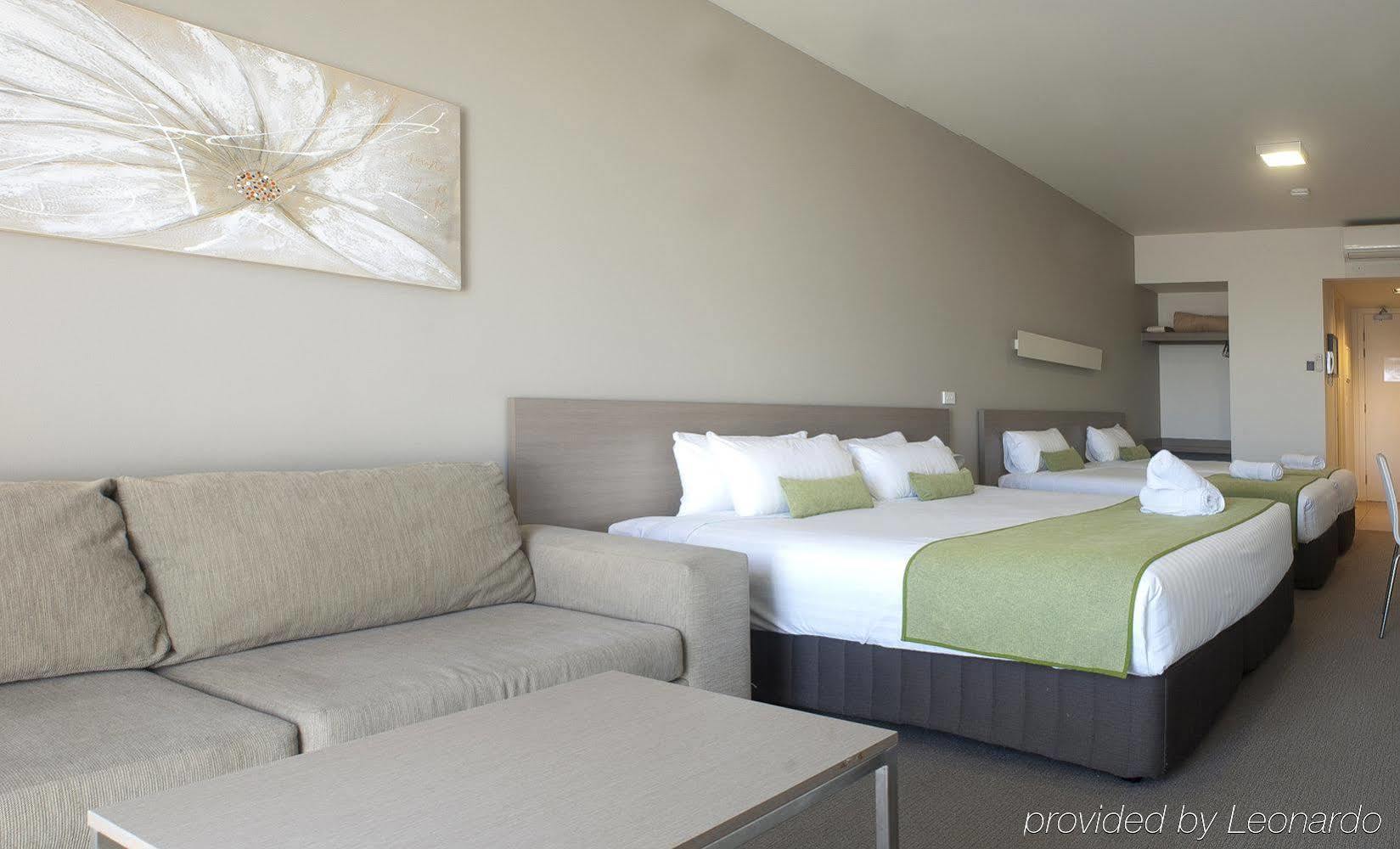 Abode Gungahlin Aparthotel Canberra Exterior photo
